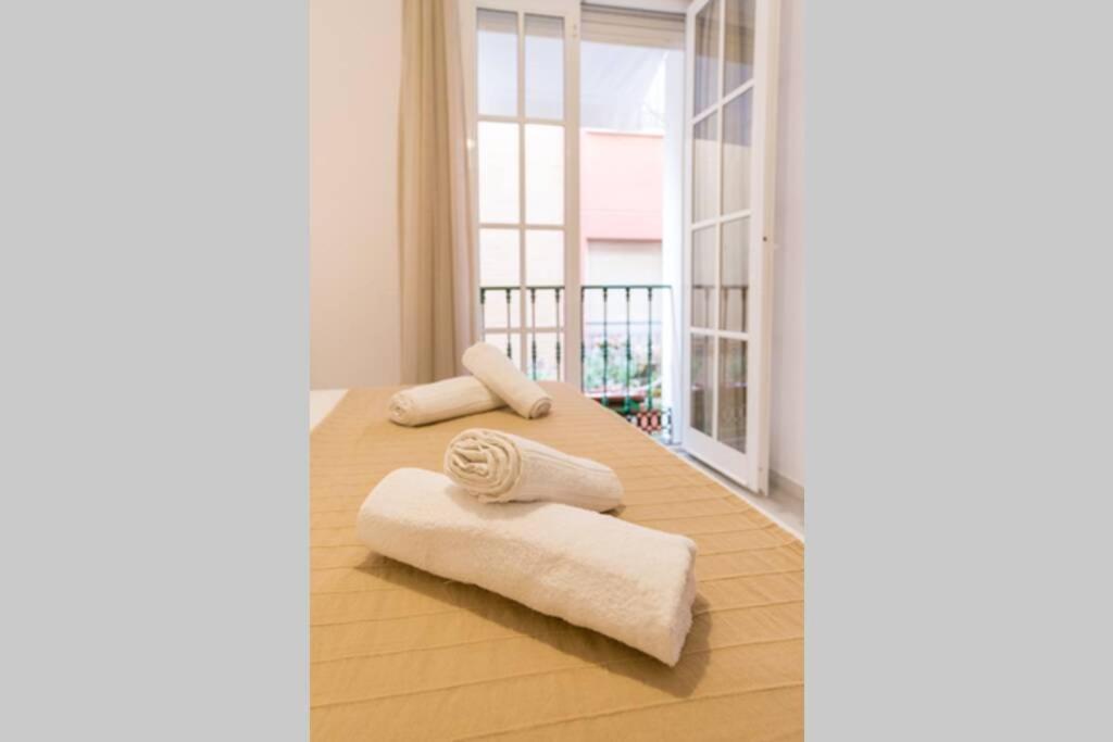 Tgh/ Malaga Centro Carreteria Apartment Luaran gambar