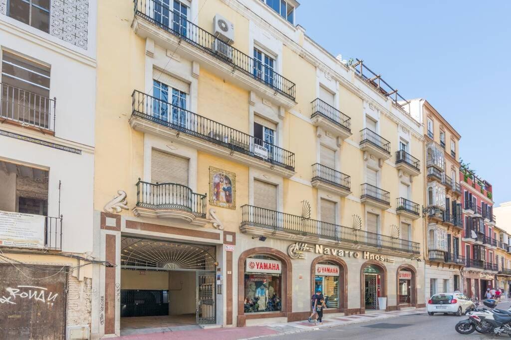 Tgh/ Malaga Centro Carreteria Apartment Luaran gambar